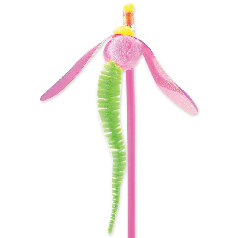 Flower-shaped cat teaser wand with flowing feather attachment for interactive play and exercise