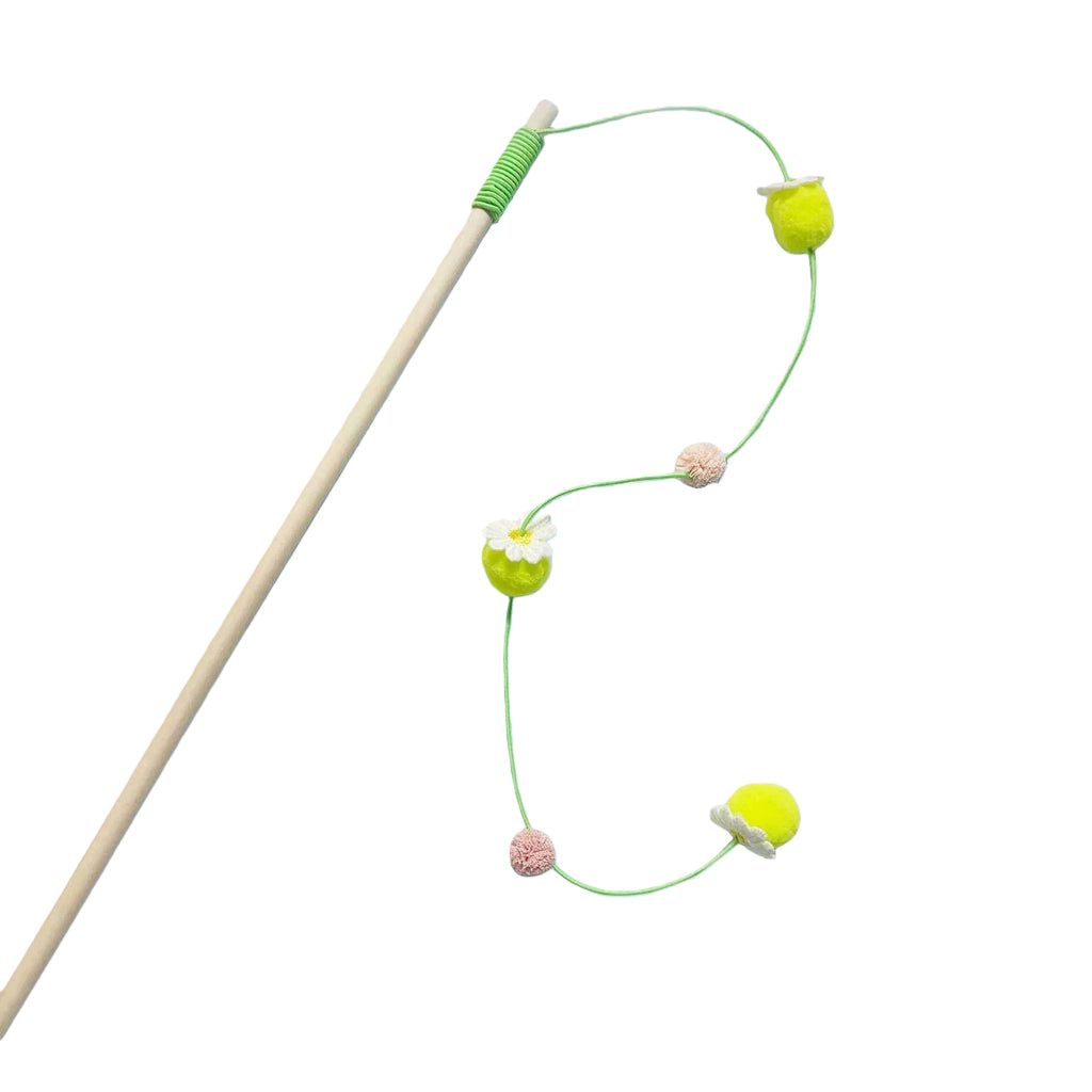 Flower-shaped cat teaser wand with flowing feather attachment for interactive play and exercise