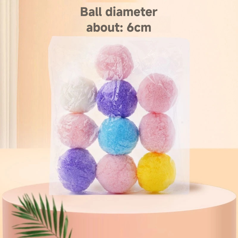 Quiet plush ball